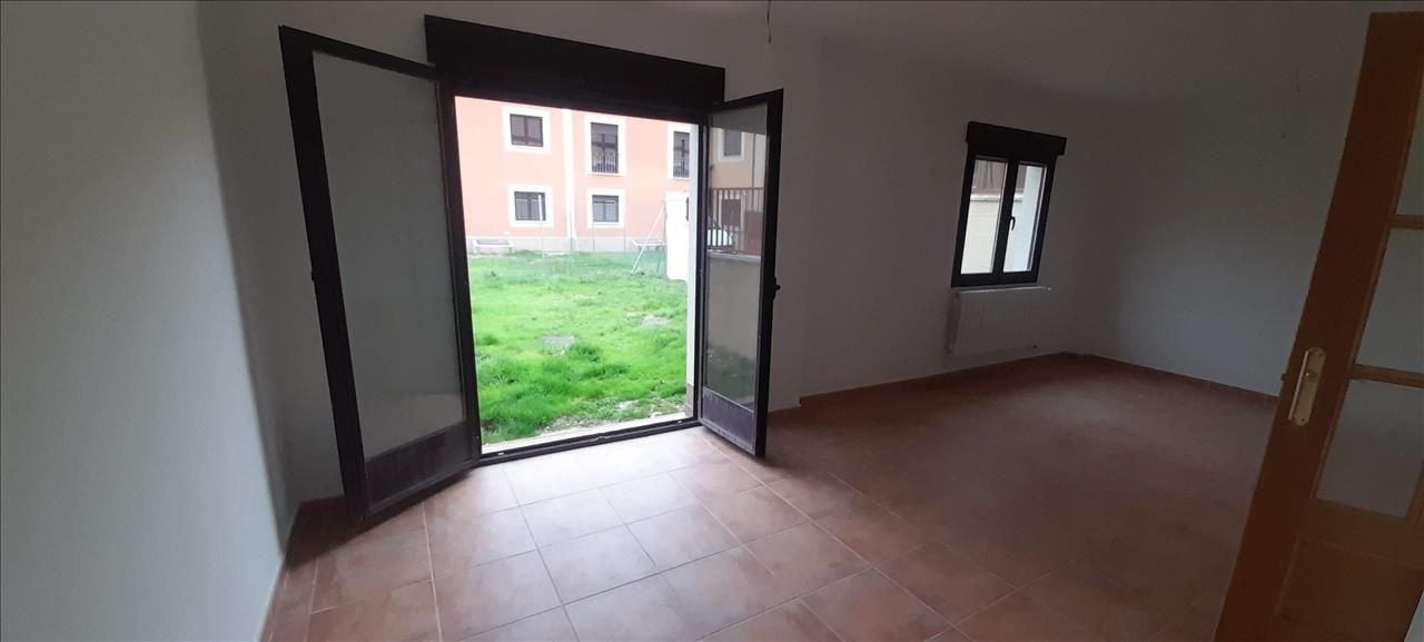Flat for sale in LA BARRERA, Garcillán