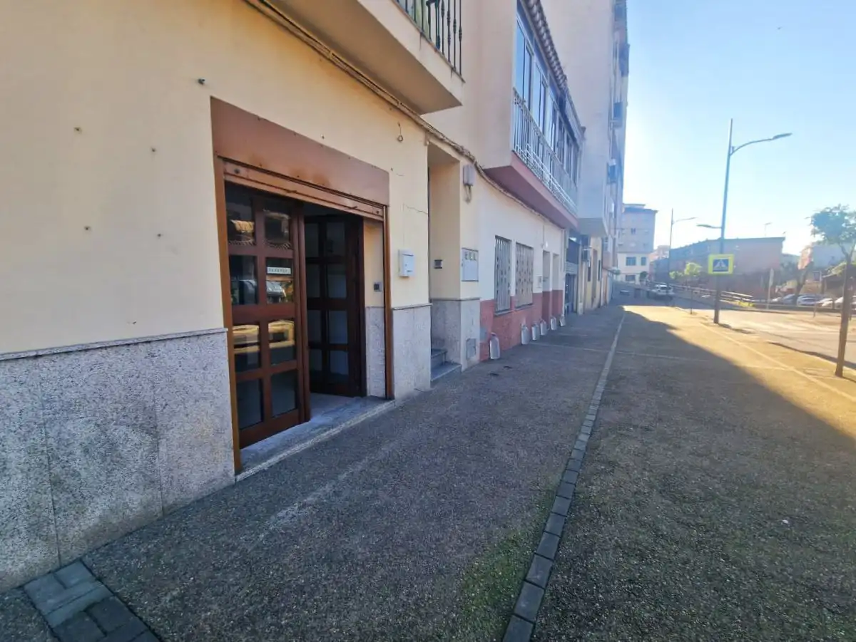 Gewerbefläche zum Verkauf in Calle Calle SOR VALENTINA MIRÓN,