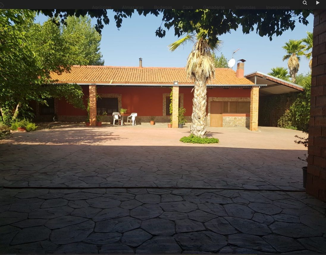 Vista exterior de Edifici en venda en Santa Cruz de Mudela