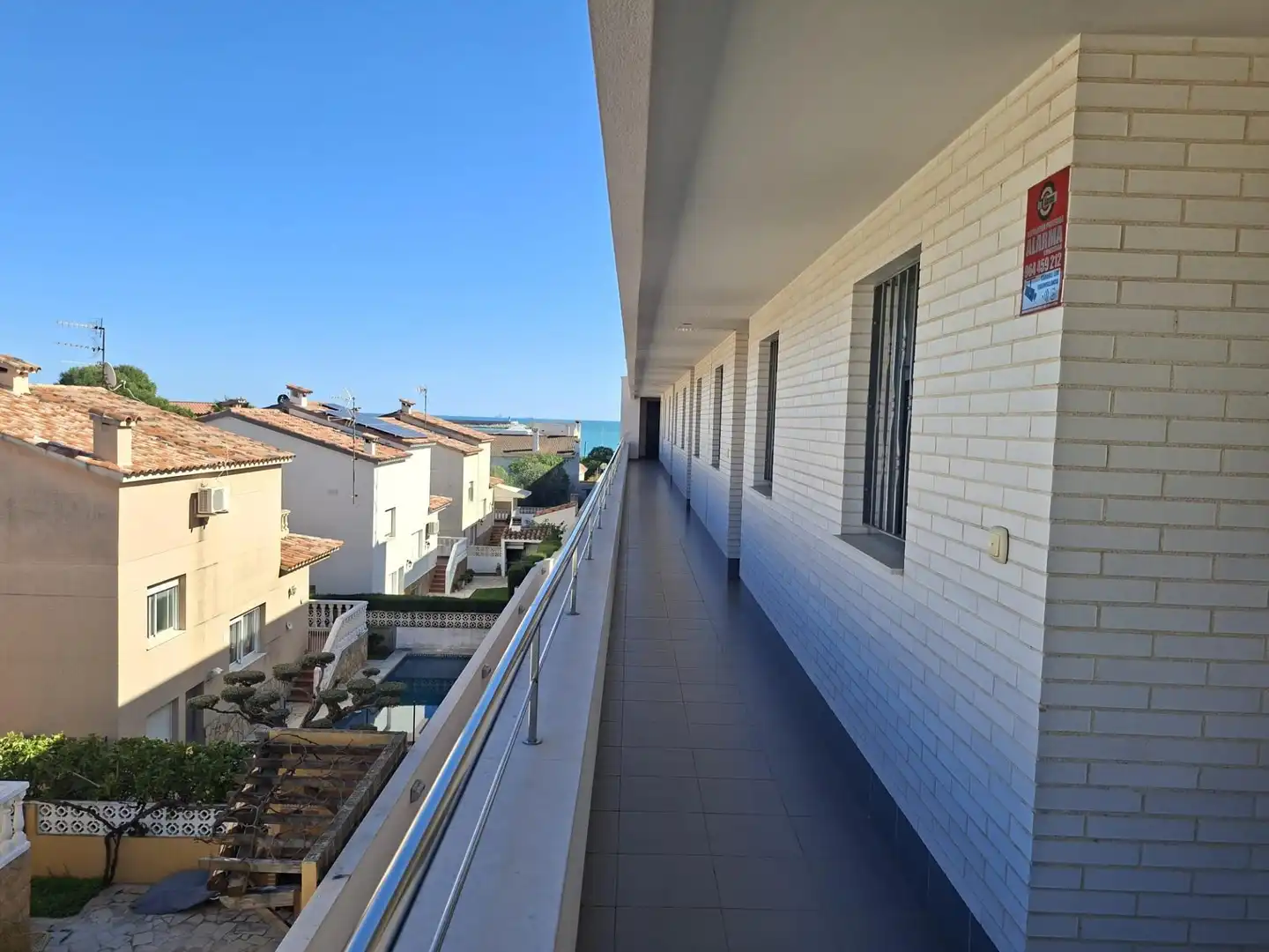 Vista exterior de Dúplex en venta en Vinaròs con Aire acondicionado, Calefacción y Terraza