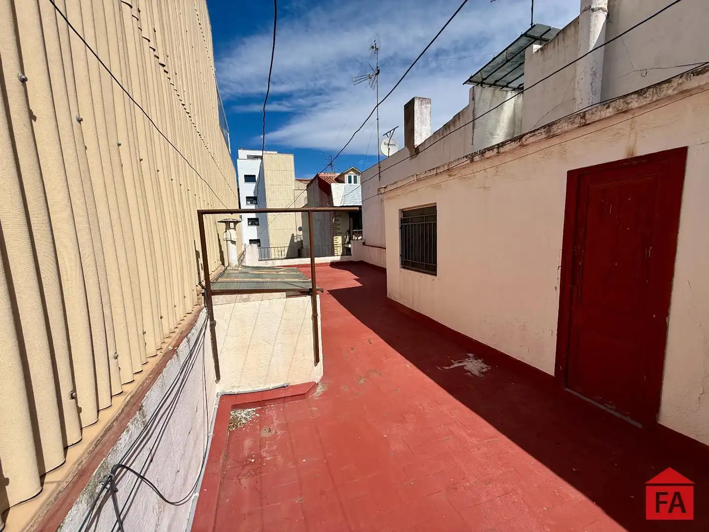 Vista exterior de Casa adosada en venta en El Vendrell con Terraza y Trastero