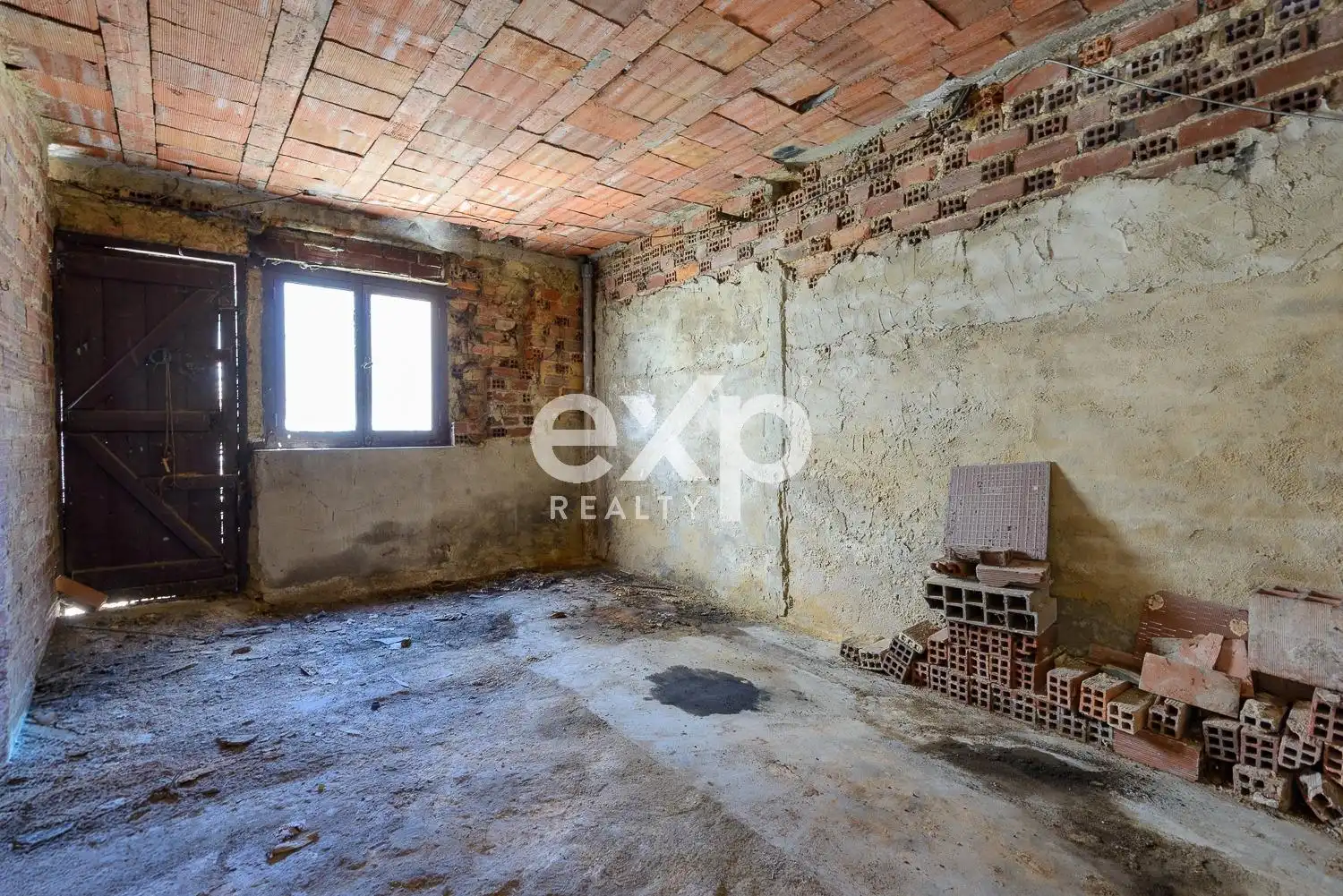 Casa o xalet en venda en Lena amb Traster i Moblat