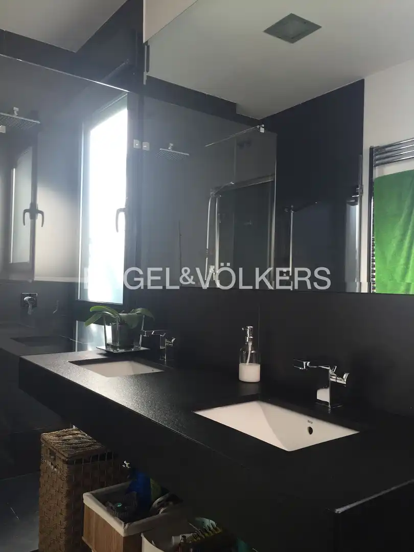 Baño de Casa o chalet de alquiler en Torrelodones con Aire acondicionado, Calefacción y Jardín privado