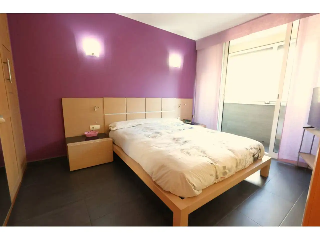 Bedroom of Flat for sale in L'Hospitalet de Llobregat  with Air Conditioner and Balcony