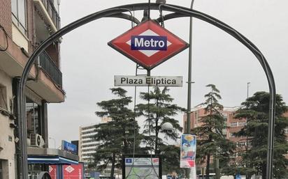 Vista exterior de Pis en venda en  Madrid Capital amb Aire condicionat, Calefacció i Terrassa