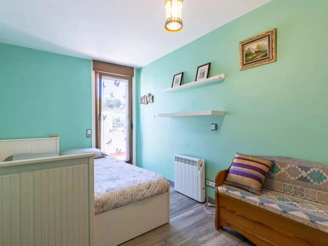 Bedroom of Attic for rent in Moaña, Pontevedra