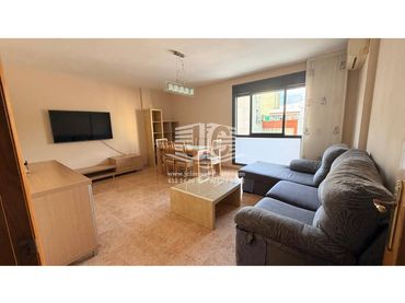 Flat with lift to rent in Camino Campets