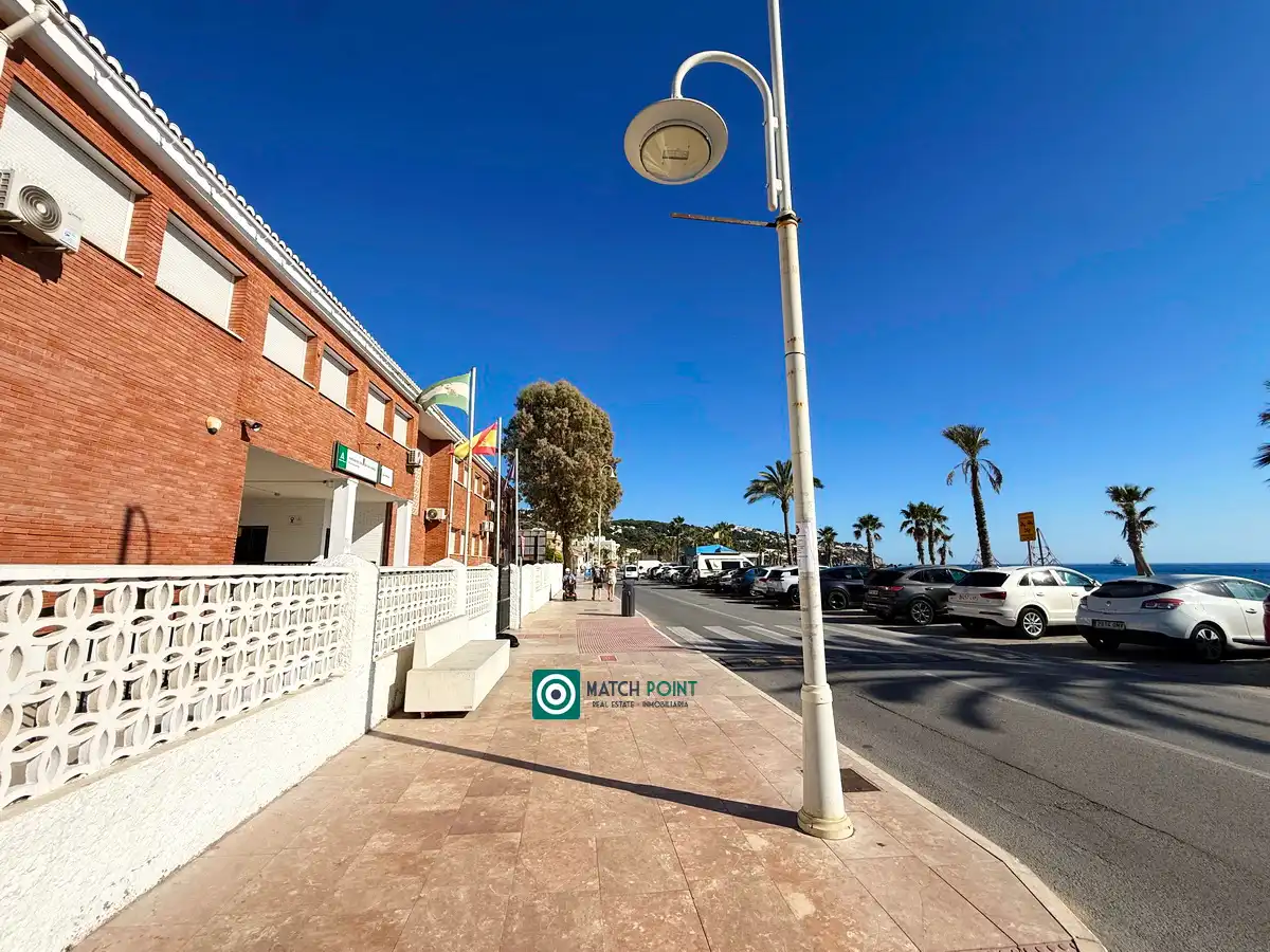 Vista exterior de Casa o chalet en venta en Almuñécar