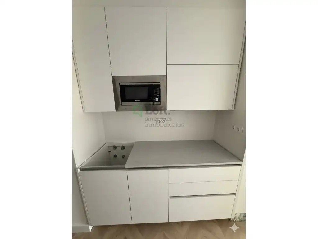 Apartamento con ascensor en venta en Casco Antiguo, imagen 3
