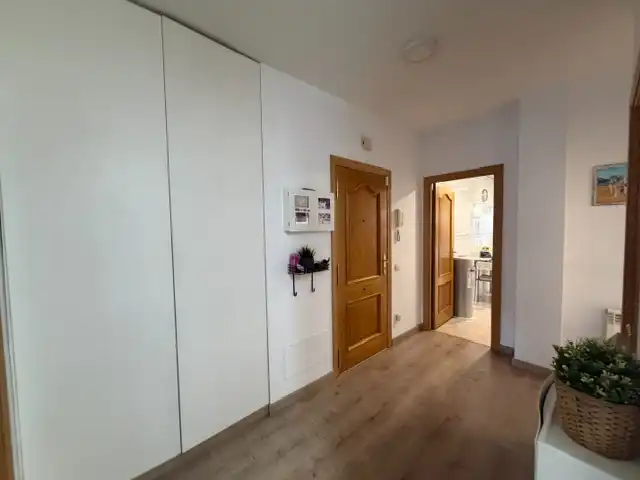 Piso con terraza en venta en Passeig del Camp del Roure 871L, imagen 27