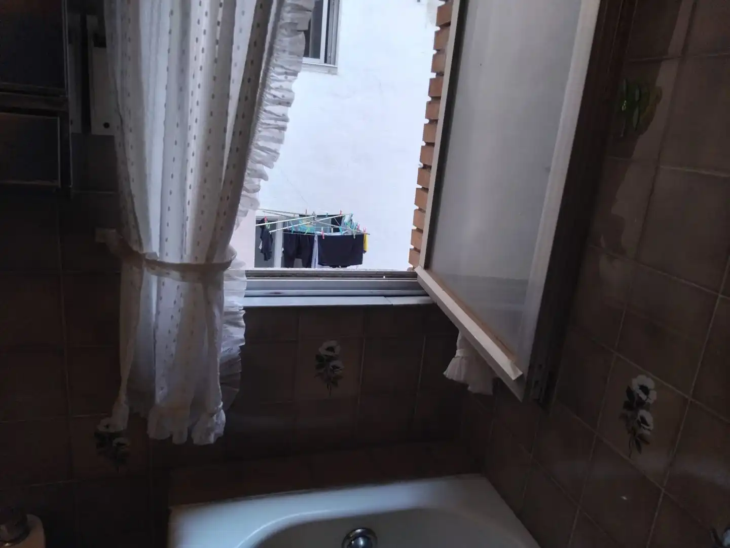 Bany de Pis en venda en Palencia amb Calefacció, Parquet i Terrassa
