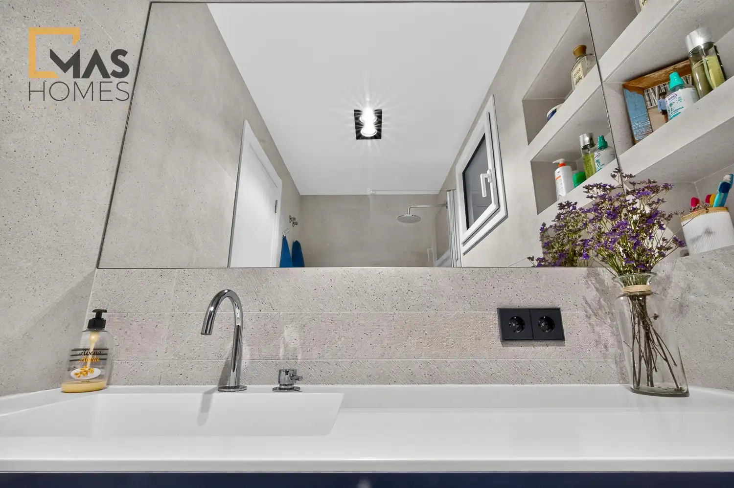 Baño de Piso en venta en Sant Cugat del Vallès con Aire acondicionado, Calefacción y Jardín privado