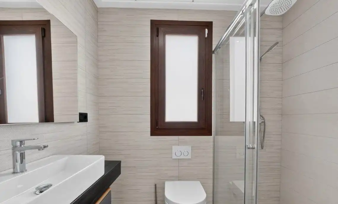 Chalet con piscina en venta en Los Balcones - Los Altos, imagen 23