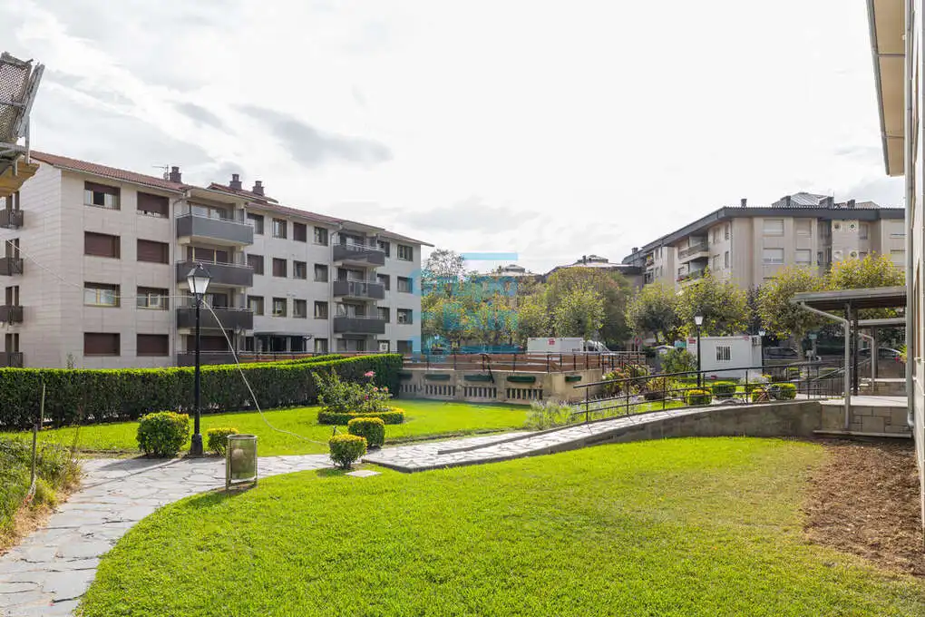 Vista exterior de Piso en venta en Zarautz, Gipuzkoa