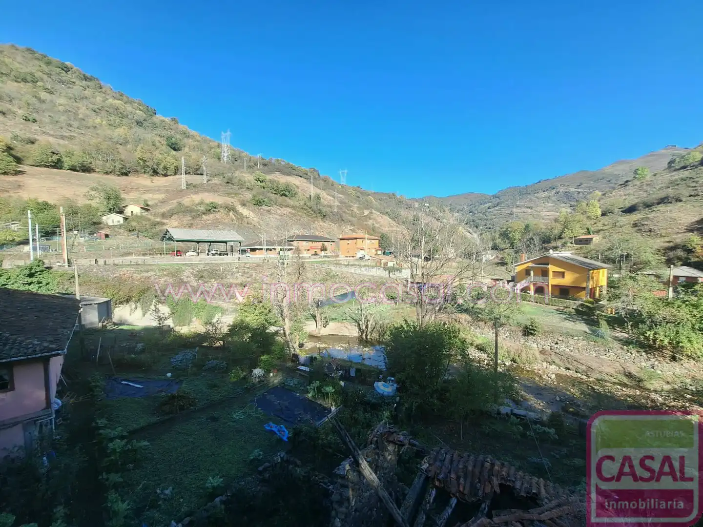 Casa o chalet en venta en PUENTE DE LOS FIERROS , Lena