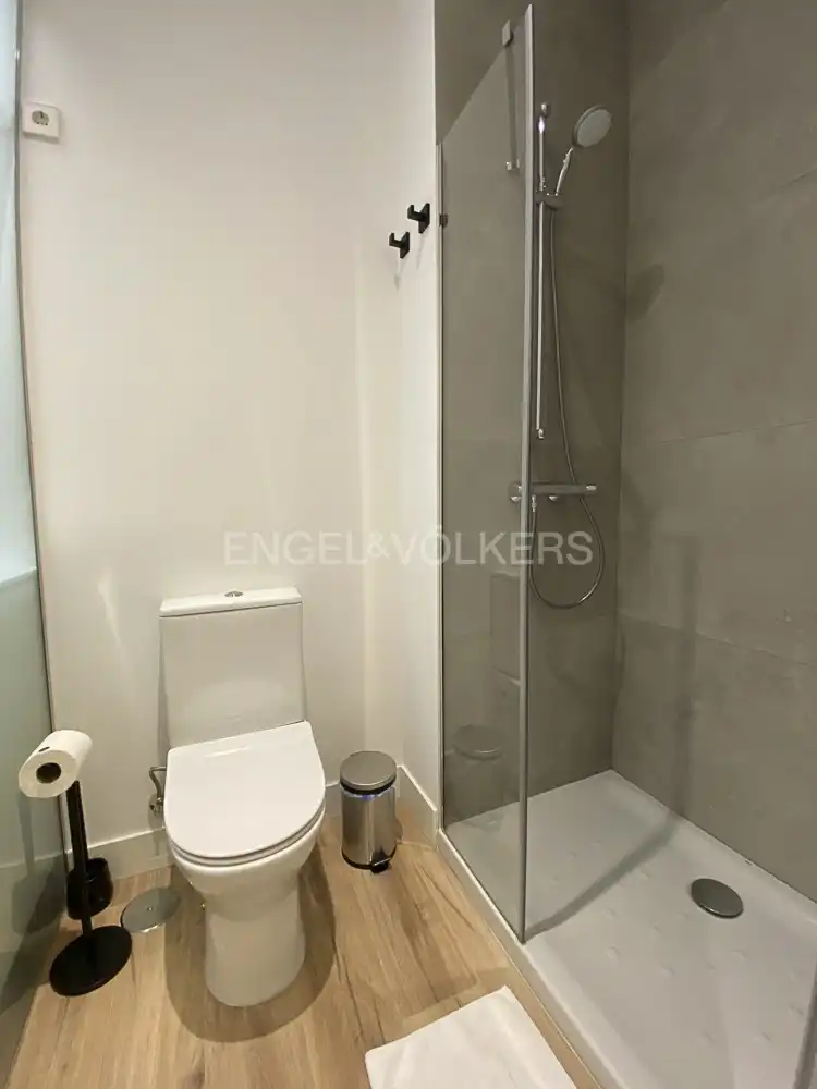 Baño de Piso de alquiler en Madrid con Aire acondicionado, Calefacción y Terraza