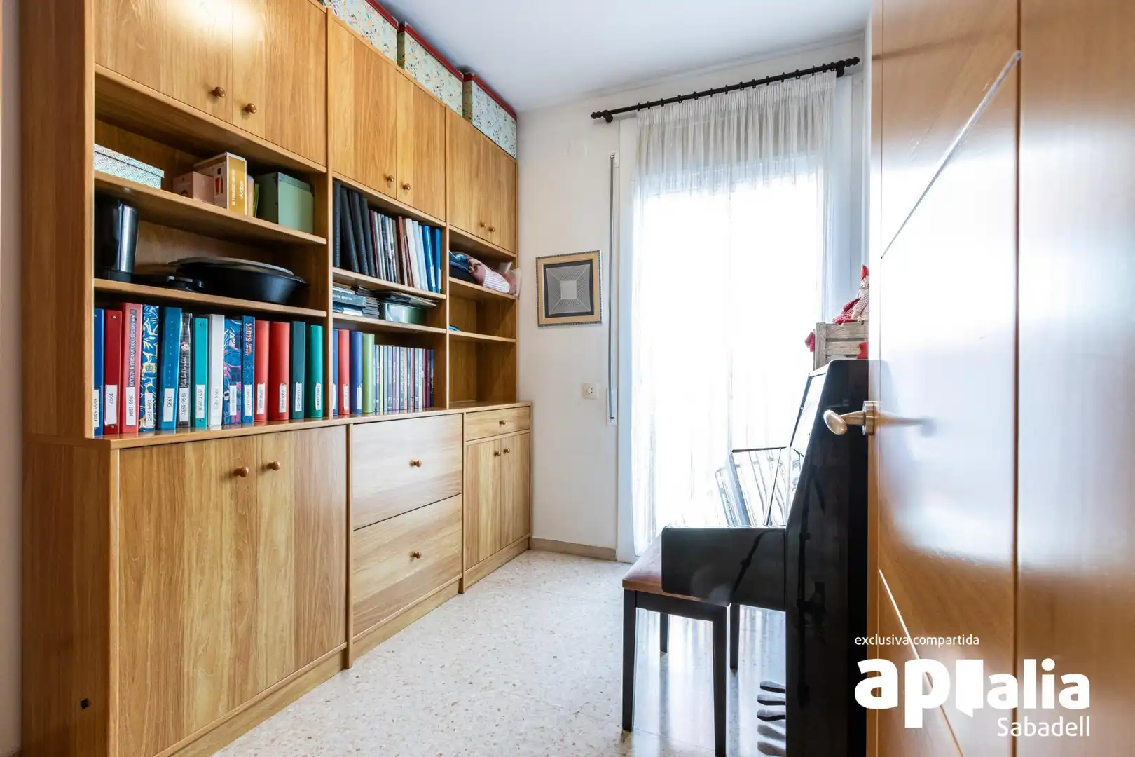 Dormitori de Casa adosada en venda en Sabadell amb Calefacció i Terrassa