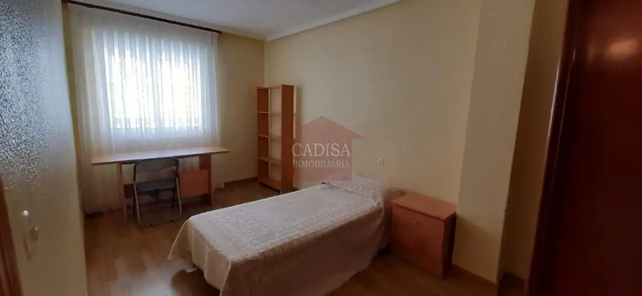 Flat with lift to rent in San Bernardo - Carmelitas - Campus, imagen 11