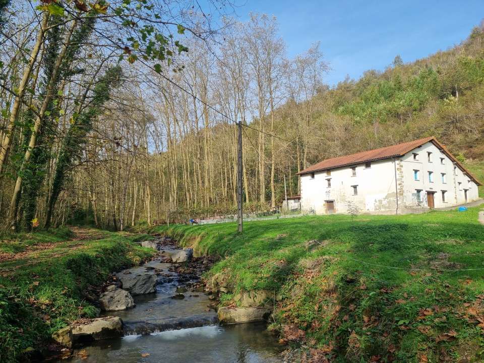 Exterior view of House or chalet for sale in Aduna  with Private garden, Terrace and Storage room