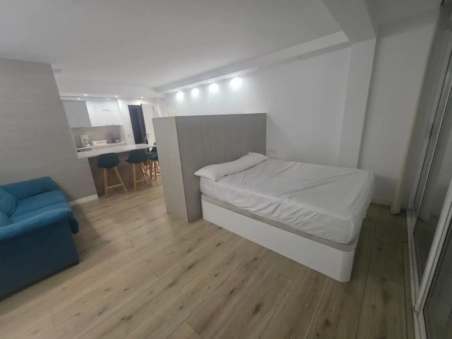 Habitación de Estudio de alquiler en Ensanche - Sar