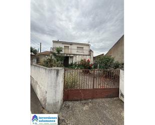 Vista exterior de Casa o xalet en venda en Montejo amb Calefacció, Jardí privat i Terrassa