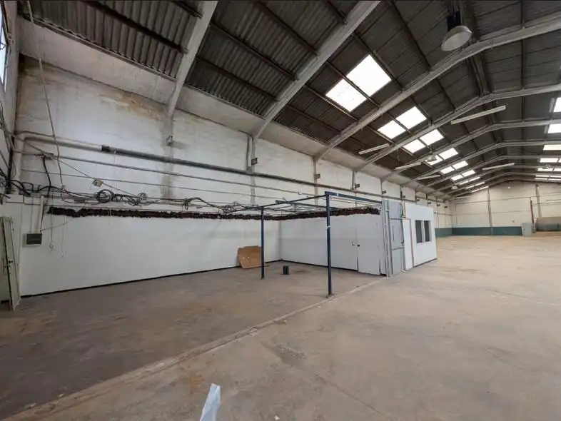 Nave industrial de alquiler en Quart de Poblet