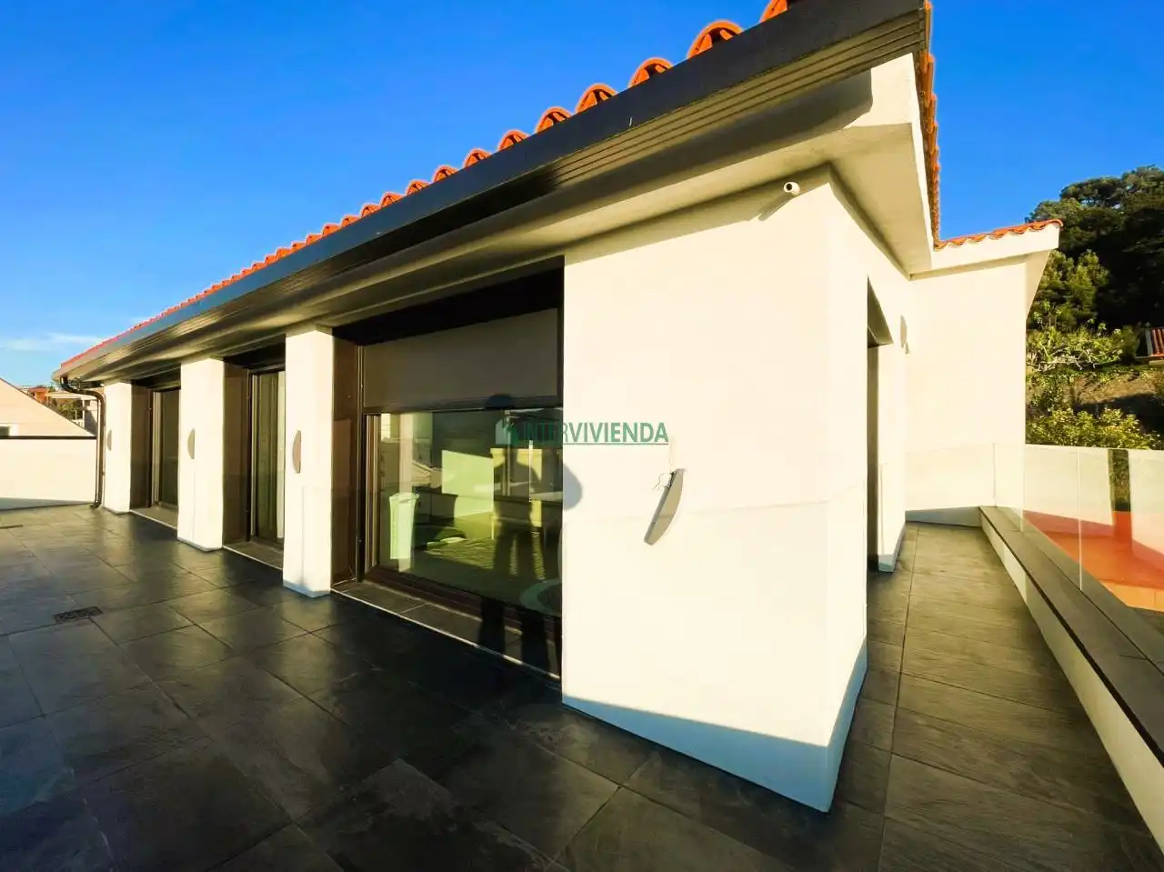 Vista exterior de Casa o xalet en venda en Redondela amb Calefacció, Jardí privat i Terrassa