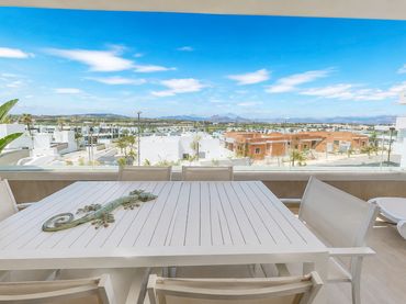 Appartement compact avec piscine à vendre à Benijófar