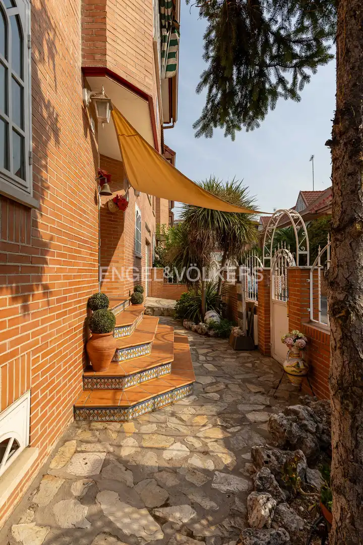 Terrassa de Casa o xalet en venda en Getafe amb Aire condicionat, Calefacció i Jardí privat
