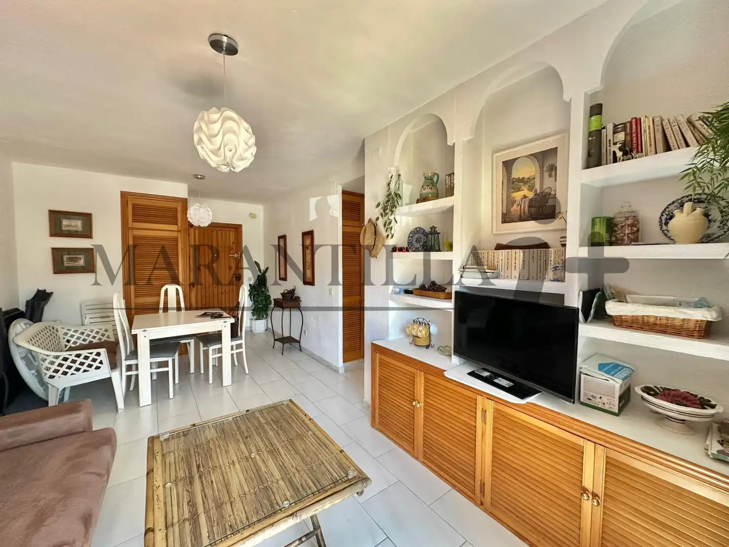 Sala d'estar de Planta baixa en venda en Islantilla amb Jardí privat, Terrassa i Moblat