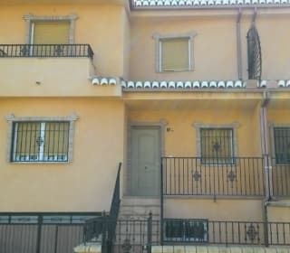 Vista exterior de Casa adosada en venda en Moraleda de Zafayona