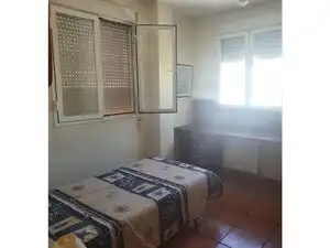 Dormitori de Casa o xalet en venda en Baza amb Calefacció, Jardí privat i Terrassa