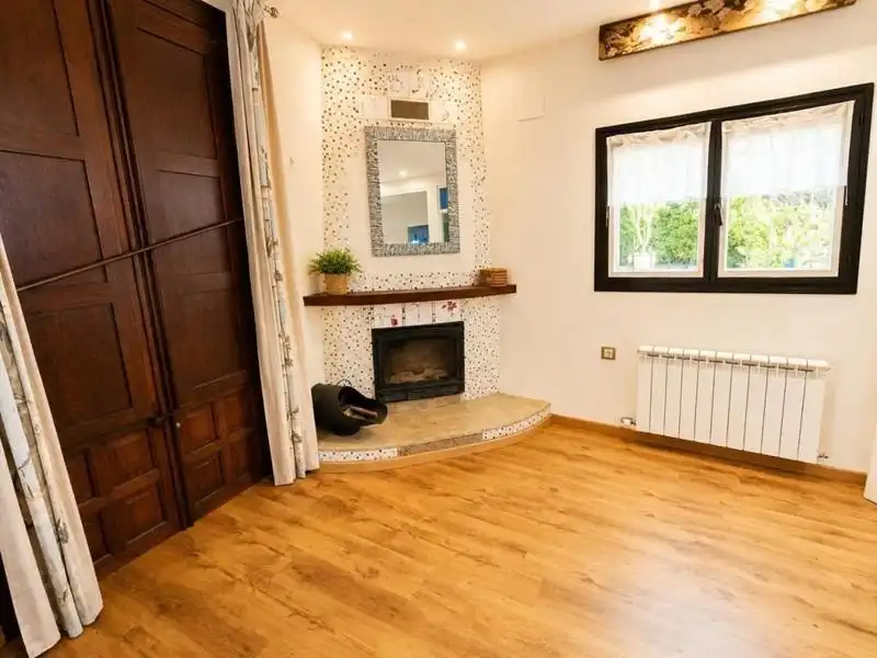 Sala d'estar de Casa o xalet en venda en Granada amb Jardí privat i Piscina