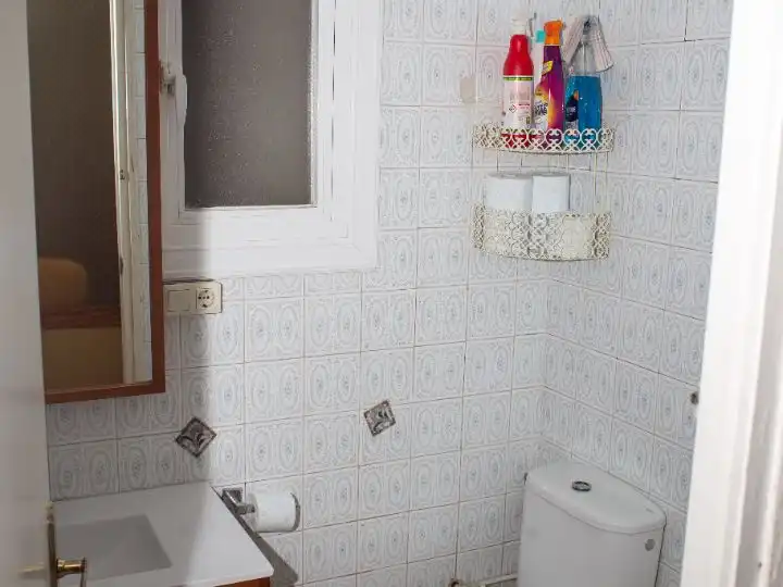 Bany de Oficina en venda en Elda amb Aire condicionat i Calefacció