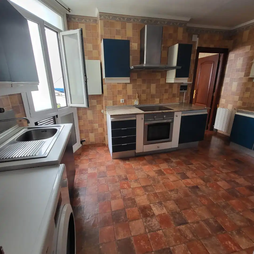 Küche von Wohnung zum Verkauf in Bilbao  mit Heizung und Terrasse