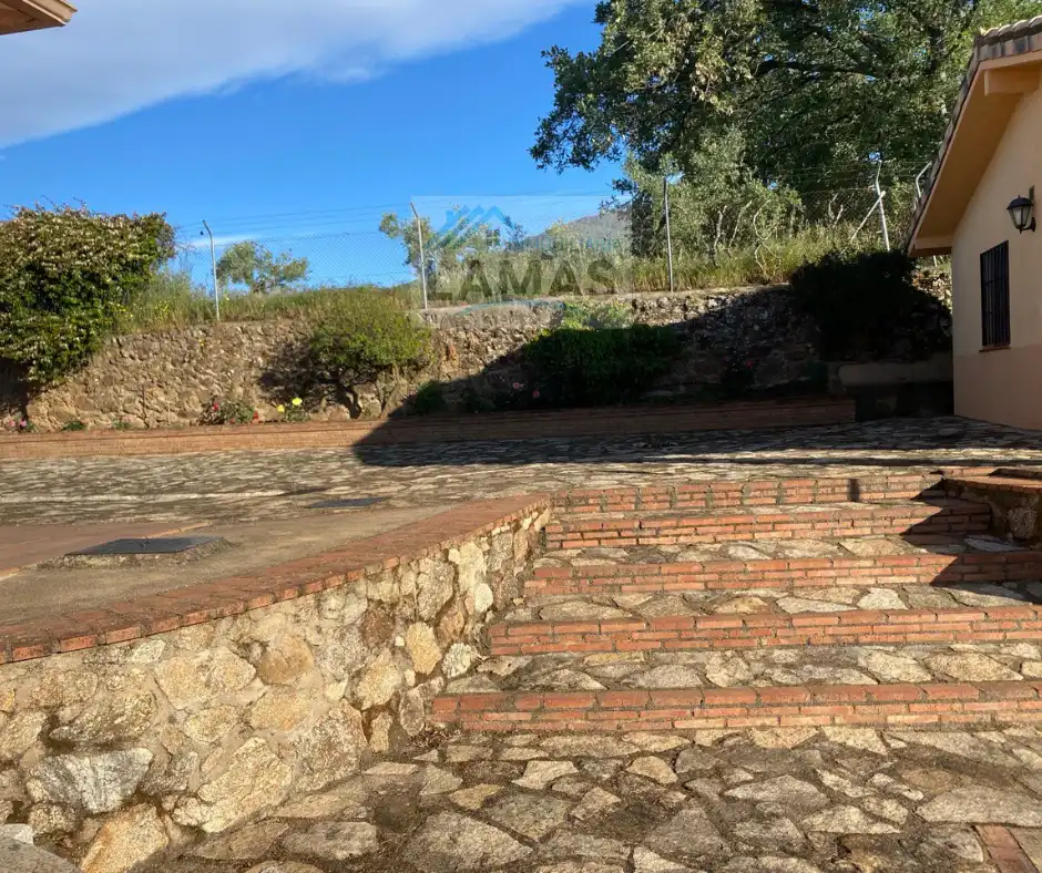 Vista exterior de Finca rústica en venta en Valverde de la Vera con Jardín privado, Terraza y Piscina