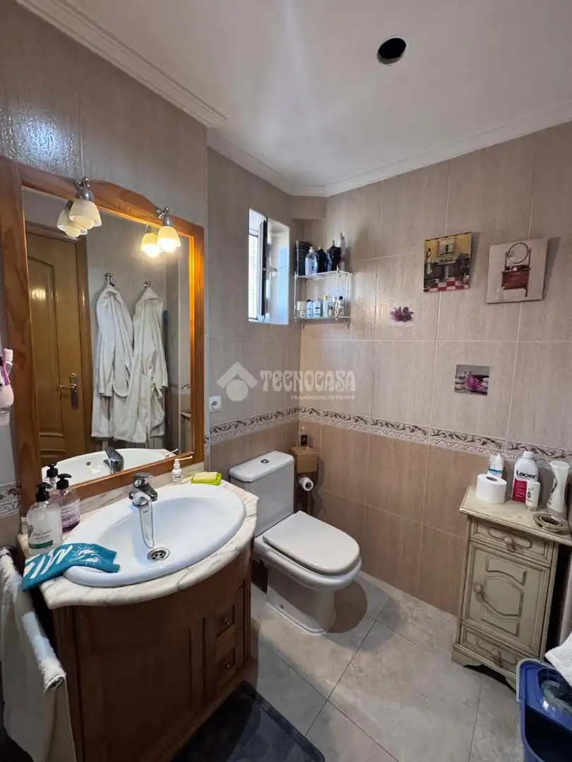 Baño de Piso en venta en Madrid con Aire acondicionado y Calefacción