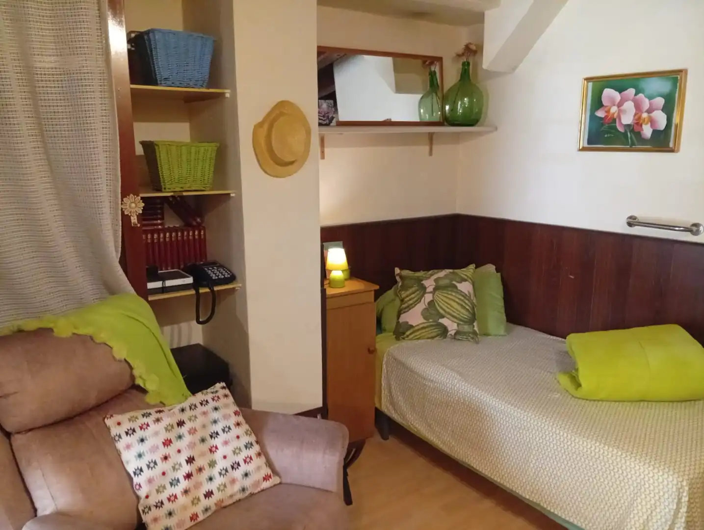 Study for rent in Granada, Granada