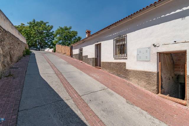 Casa-chalet en Venta en Deifontes