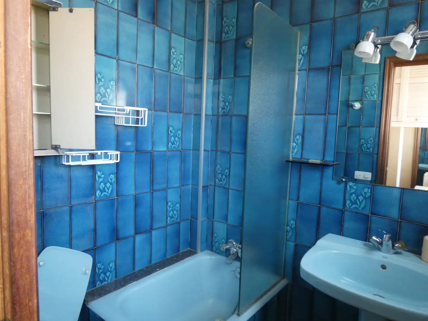 Baño de Piso en venta en Barcelona con Calefacción y Balcón