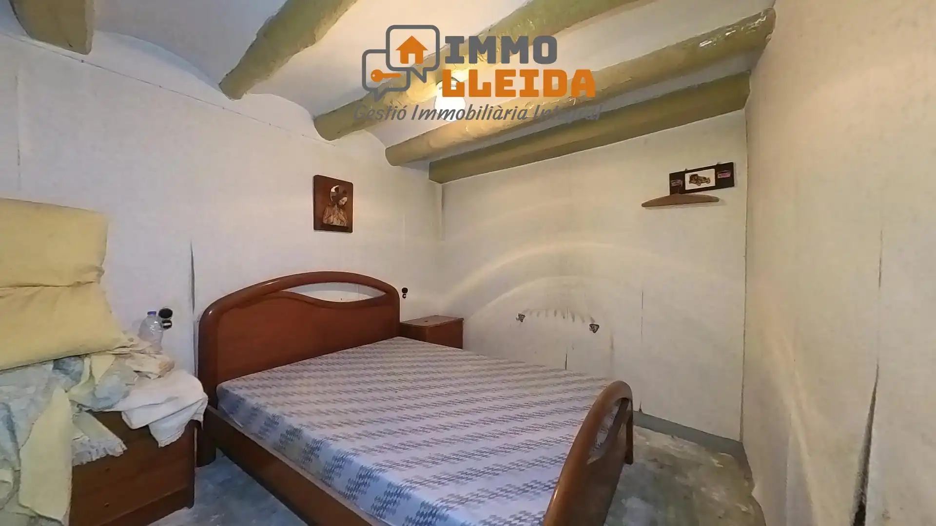 Casa adosada en venta en Cervera con Trastero y Balcón