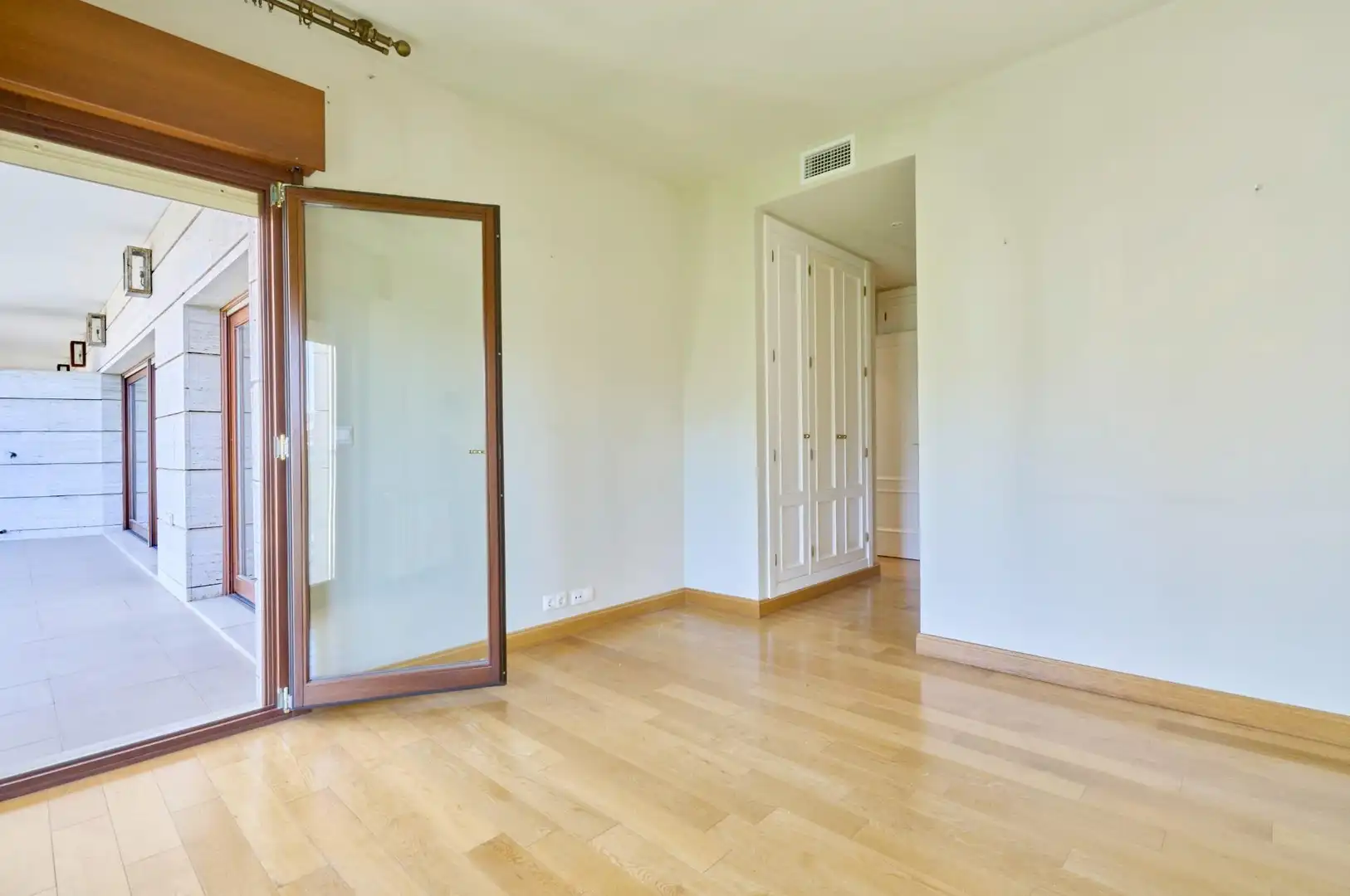 Schlafzimmer von Wohnung zur Miete in Jerez de la Frontera mit Klimaanlage, Heizung und Terrasse