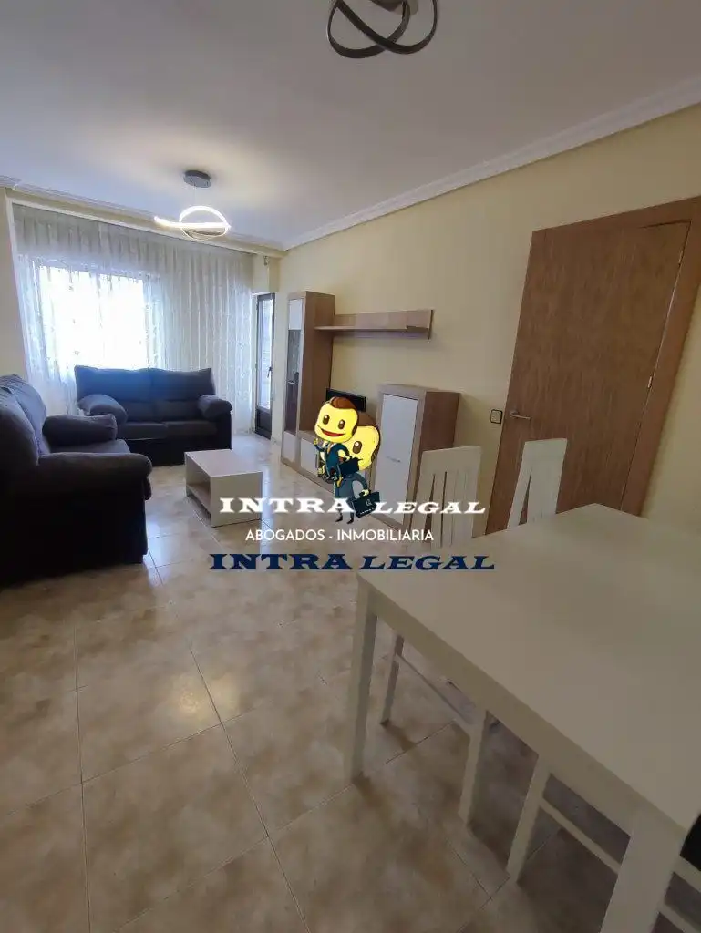 Sala de estar de Piso para compartir en Salamanca con Calefacción, Terraza y Amueblado