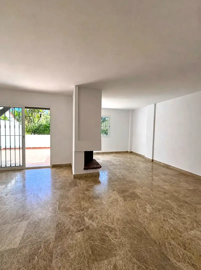 Maison jumelée avec terrasse à vendre à Nueva Andalucía, imagen 24