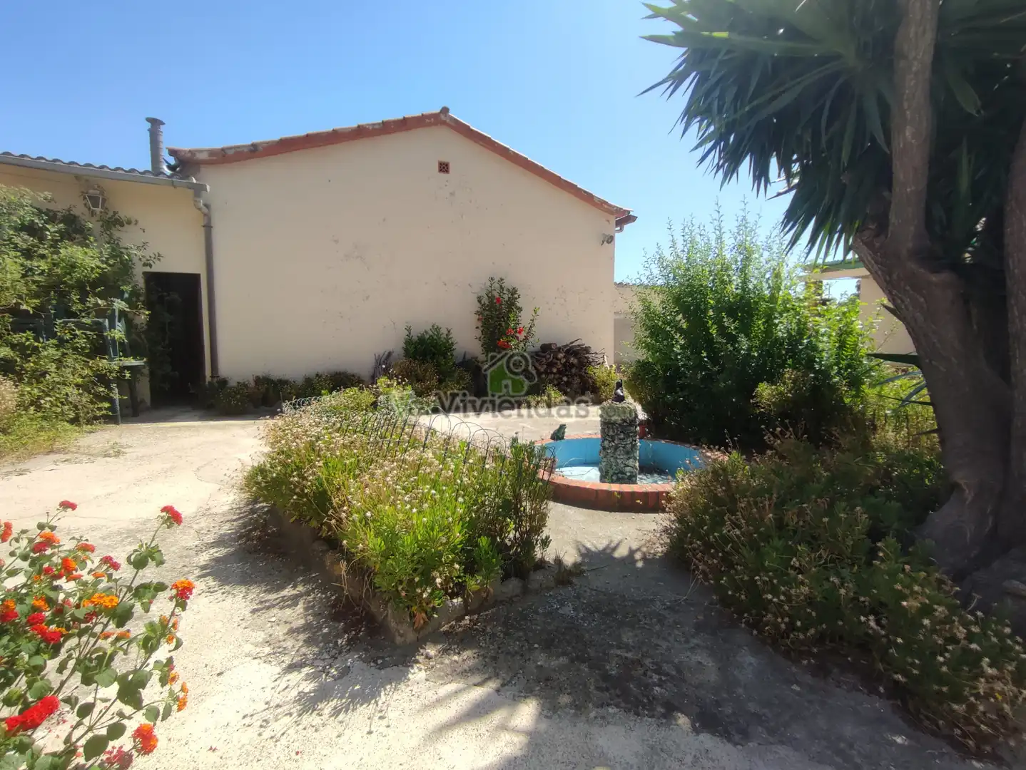 Vista exterior de Casa o xalet en venda en Sant Andreu de la Barca amb Calefacció, Jardí privat i Terrassa