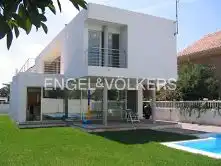 Vista exterior de Casa o chalet de alquiler en Sagunto / Sagunt con Aire acondicionado, Calefacción y Jardín privado