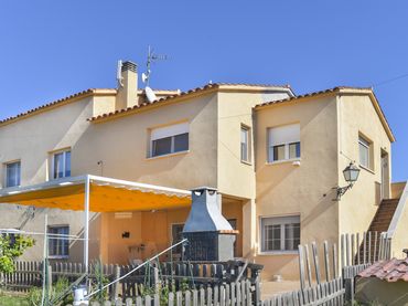 Villa à vendre à Sant Llorenç d'Hortons