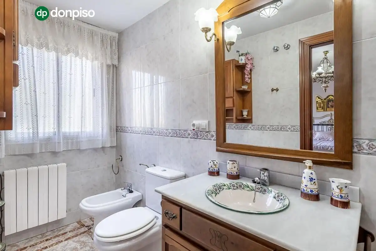 Casa con piscina en venta en Calle de las Cruces, imagen 22