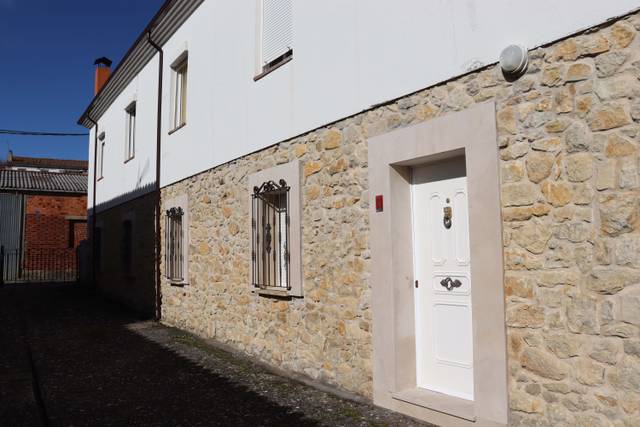 Casa-chalet en Venta en  Calle La estación 33, 33 en La Ercina