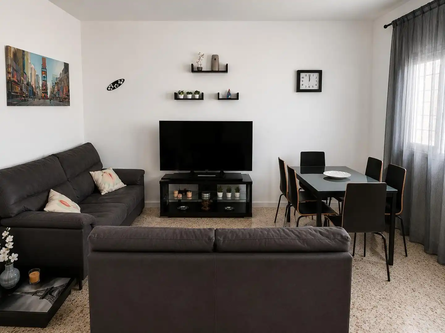 Sala d'estar de Casa o xalet en venda en Chipiona amb Moblat